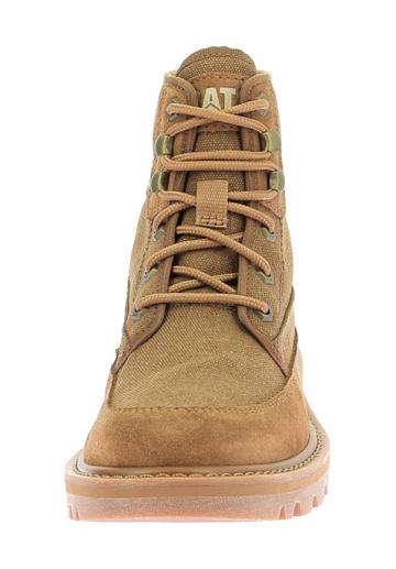 Ботинки на шнуровке