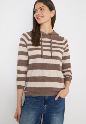 Пуловер с капюшоном