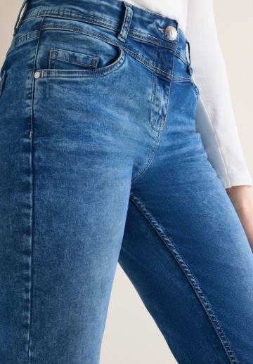 Клешеные брюки