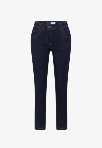 Короткие джинсы