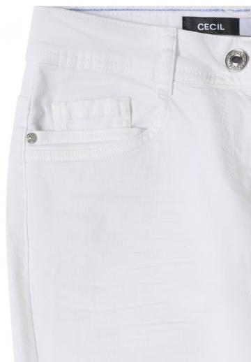 Короткие джинсы