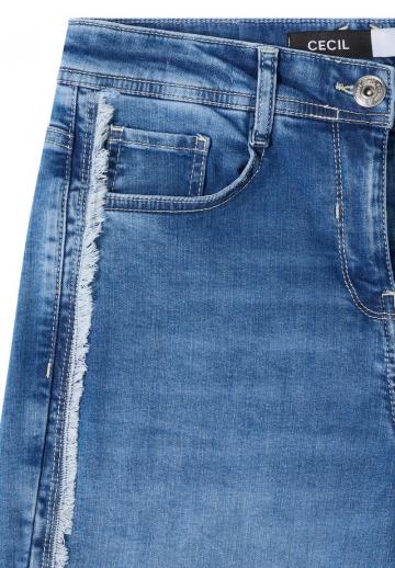 Свободные джинсы