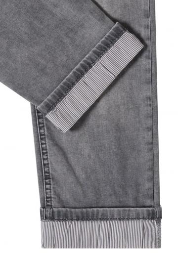 Короткие джинсы