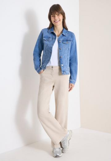 Джинсовая куртка