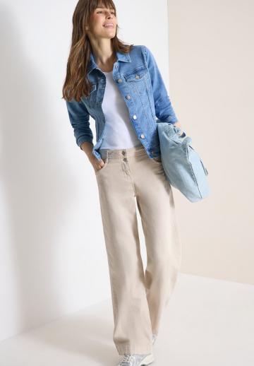 Джинсовая куртка