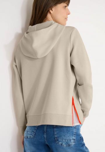 Пуловер с капюшоном