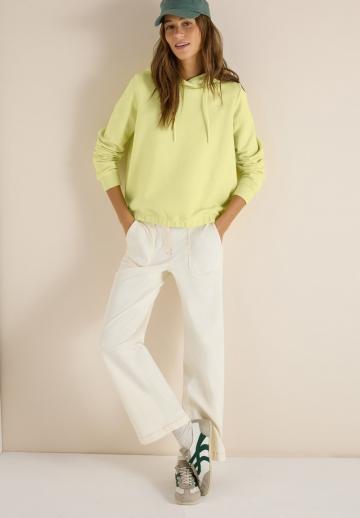 Пуловер с капюшоном