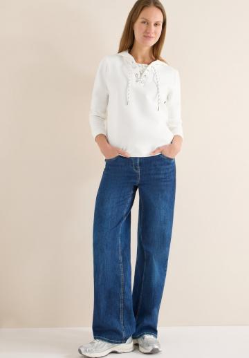 Пуловер с капюшоном