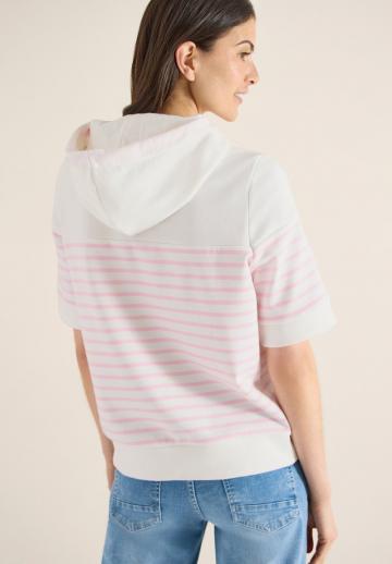 Пуловер с капюшоном