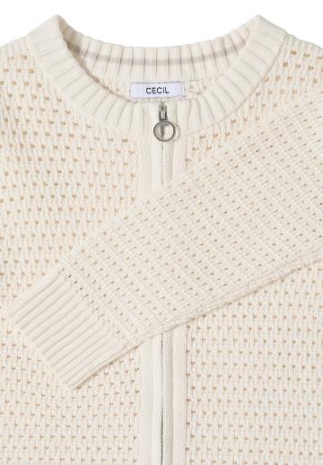 Вязаная кофта