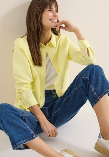 Короткие джинсы