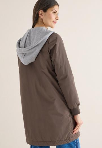 Короткое пальто