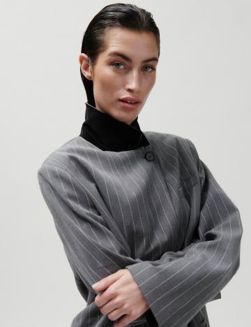 Длинный блейзер