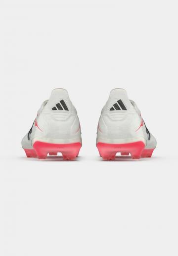 Футбольные бутсы