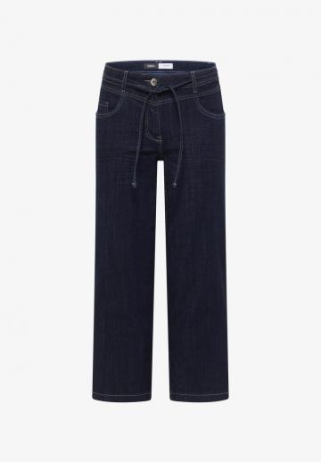 Короткие джинсы