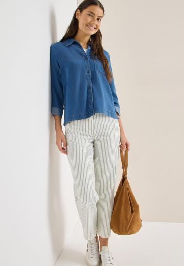 Короткие джинсы