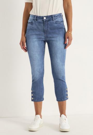 Короткие джинсы