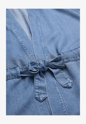 Джинсовая жилетка