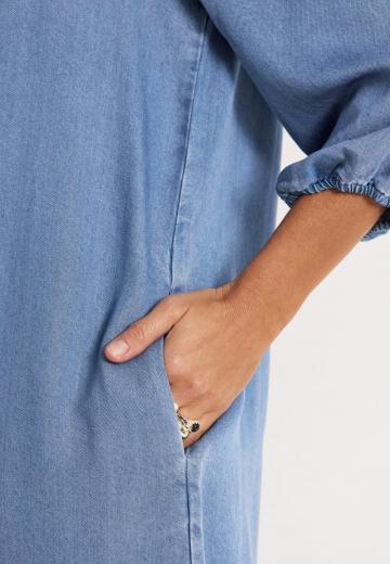 Джинсовое платье