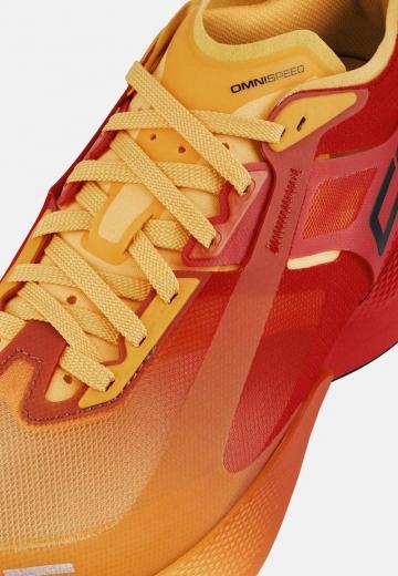 Беговые кроссовки