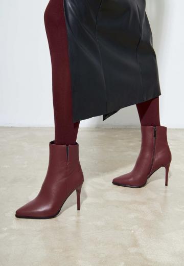 Полусапожки на высоком каблуке