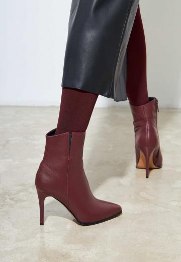 Полусапожки на высоком каблуке