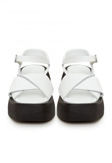 Босоножки на платформе