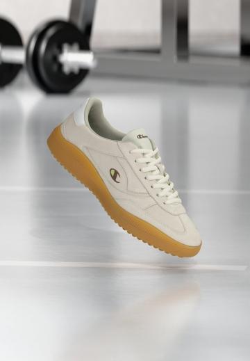 Тренировочные кроссовки