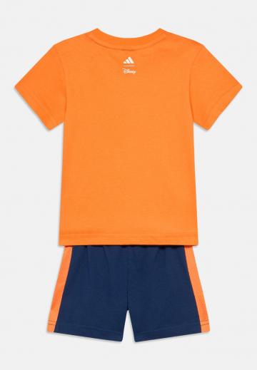 Спортивные шорты