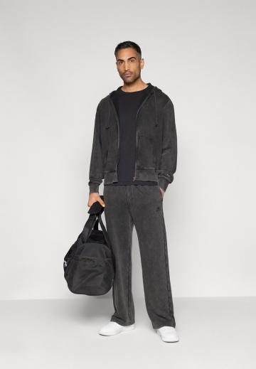 Спортивная кофта