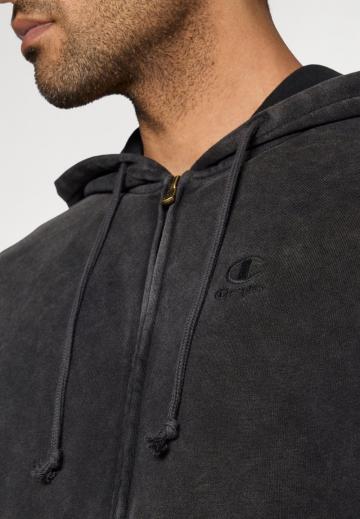 Спортивная кофта