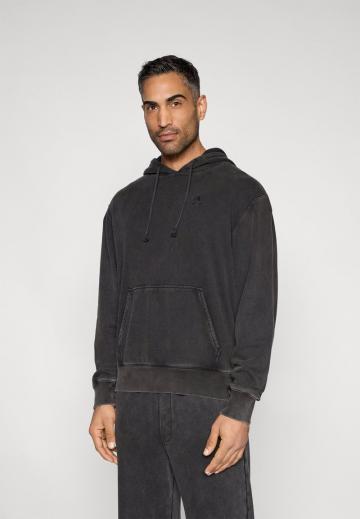 Спортивная кофта