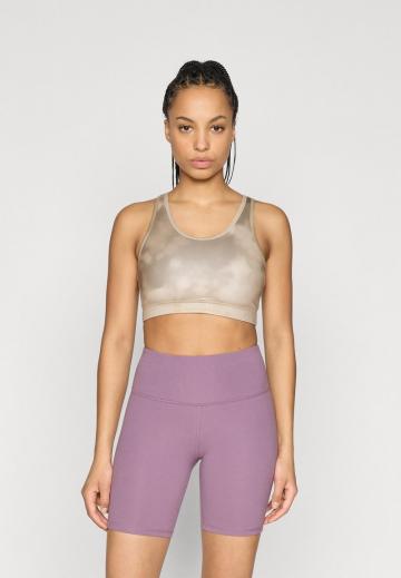 Спортивный бюстгальтер