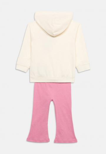 Набор одежды