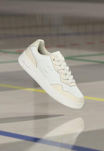 Кроссовки для зала