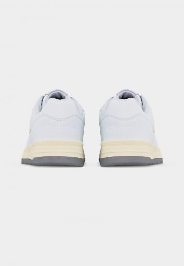 Кроссовки для зала