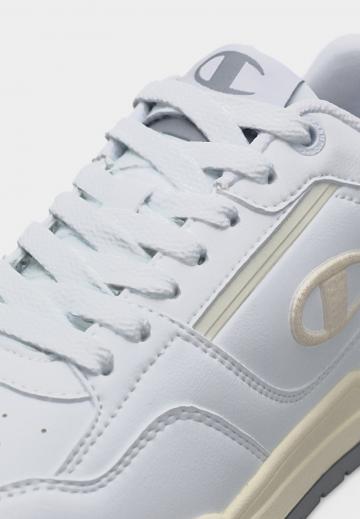 Кроссовки для зала