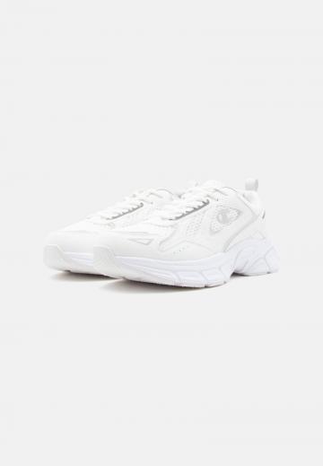 Тренировочные кроссовки