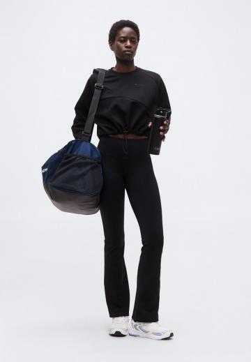 Спортивная толстовка