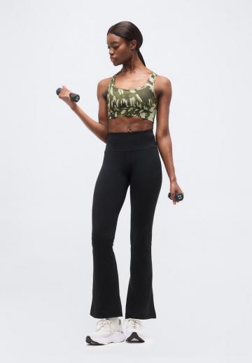 Спортивный бюстгальтер