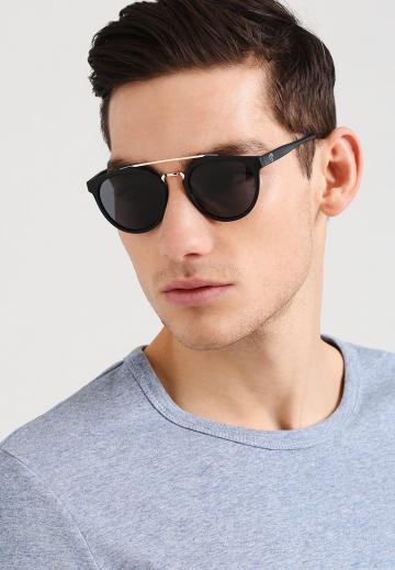 Солнечные очки