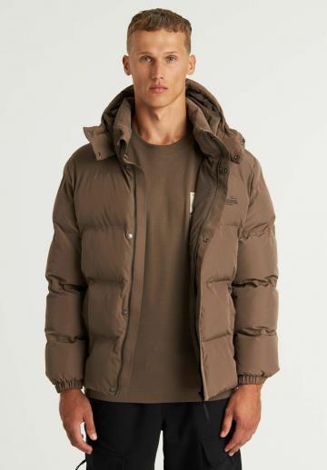 Зимняя куртка