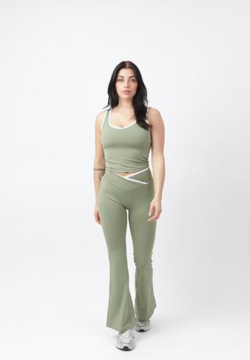 Узкие брюки