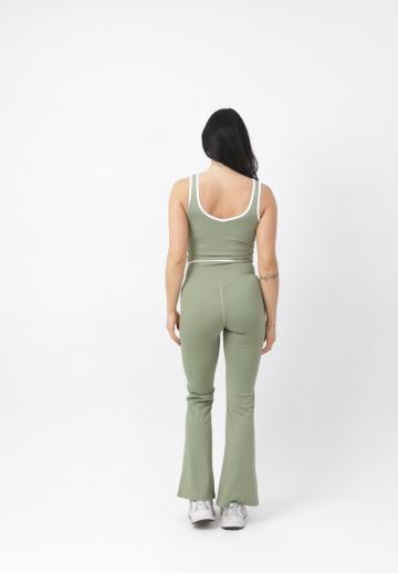 Узкие брюки