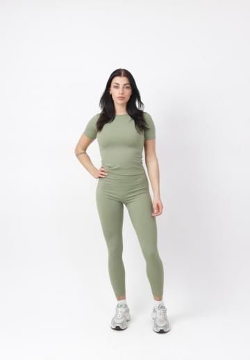 Узкие брюки