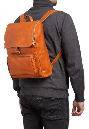 Кожаный рюкзак