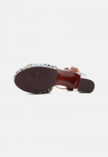 Босоножки на платформе