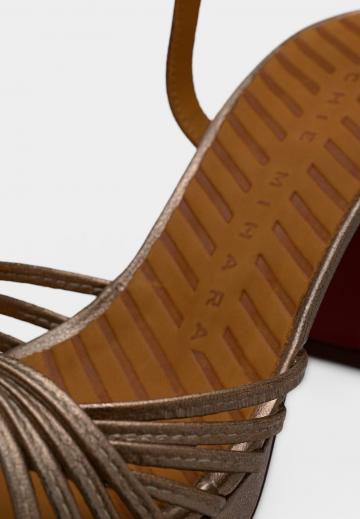 Босоножки на платформе