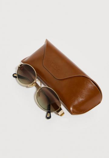 Солнечные очки