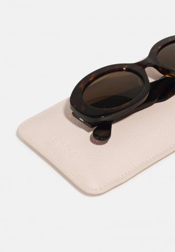 Солнечные очки